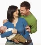 קשר משפחתי: התינוק והוריו-תמונה קשר משפחתי: התינוק והוריו-תמונה