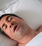 ניתוח בריאטרי משפר דום נשימה בשינה