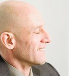 להזדקן עם איידס להזדקן עם איידס