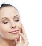 פוטותרפיה לאקנה (אילוסטרציה) פוטותרפיה לאקנה (אילוסטרציה)