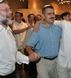 מסכנת קטיעת רגל - לריקודים בחתונה מסכנת קטיעת רגל - לריקודים בחתונה